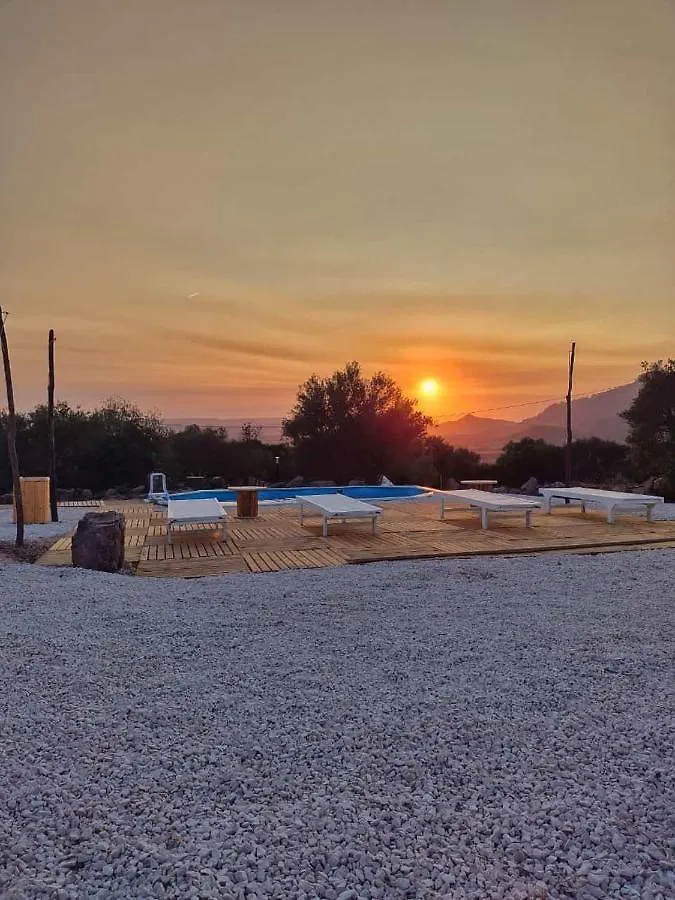 Hotel Pasare Glamping_Anglonaruralexperience à Perfugas Tente de luxe